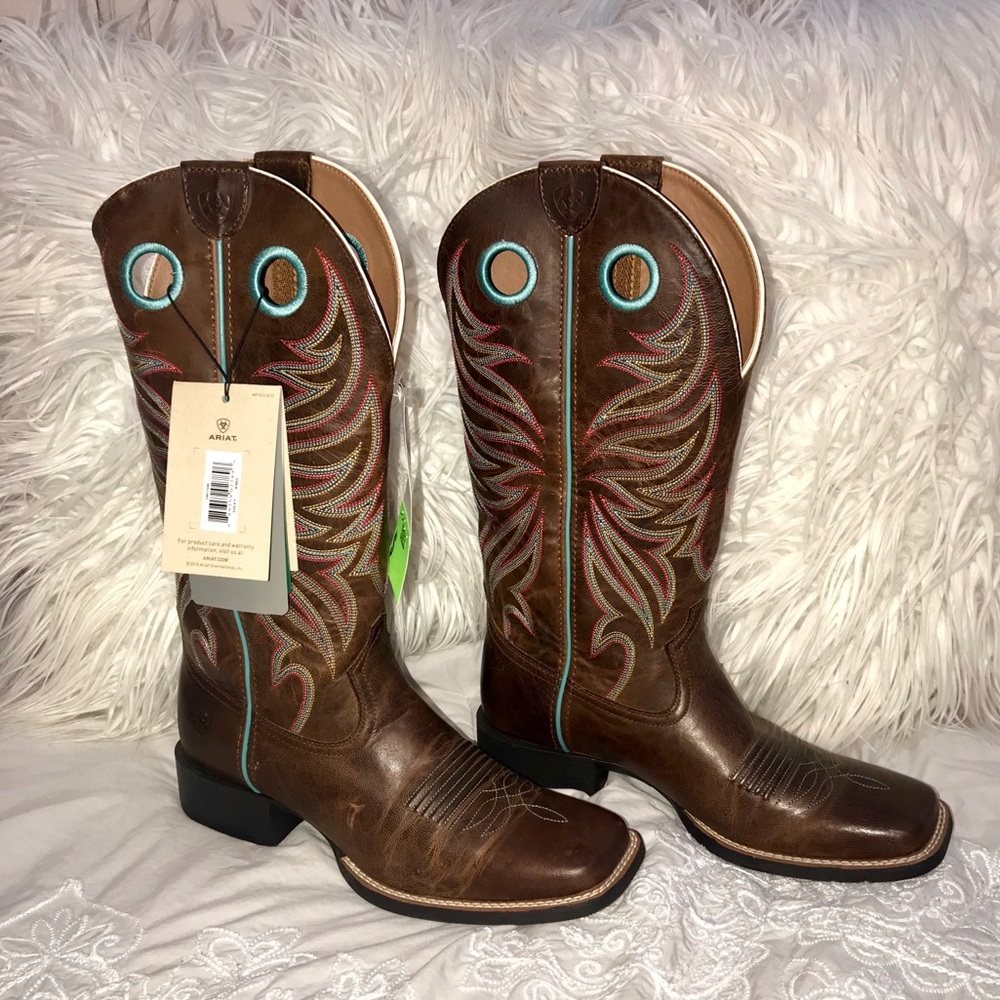 ARIAT 4LR boots